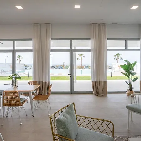 아파트 Seafront Duna Luxury 토록스